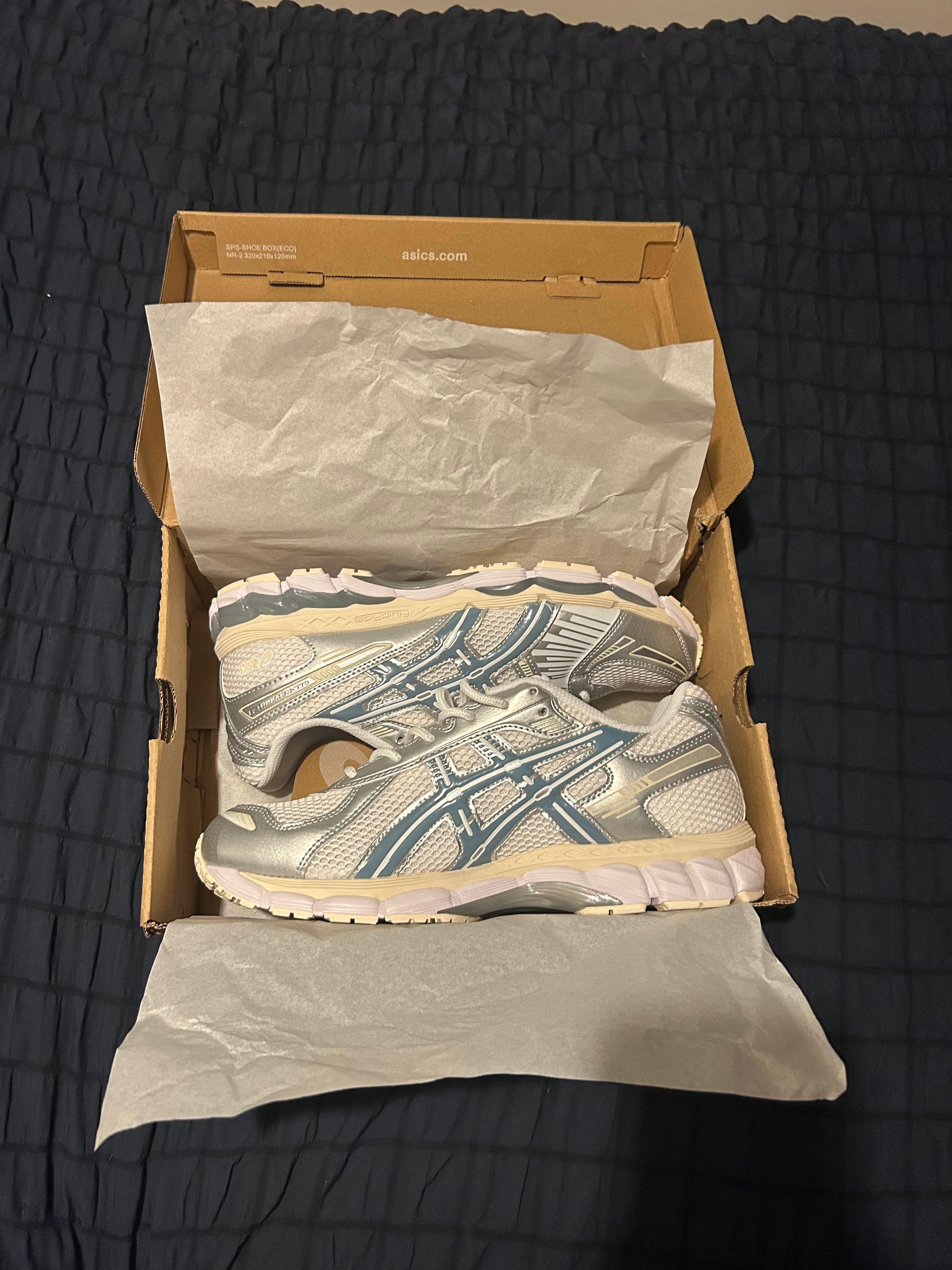 ASICS Gel Kayano 12.1 White Dolphin Grey